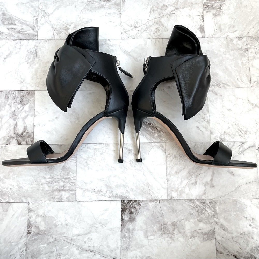 Elegant Black Women's Sandals - Picture 5 of 8